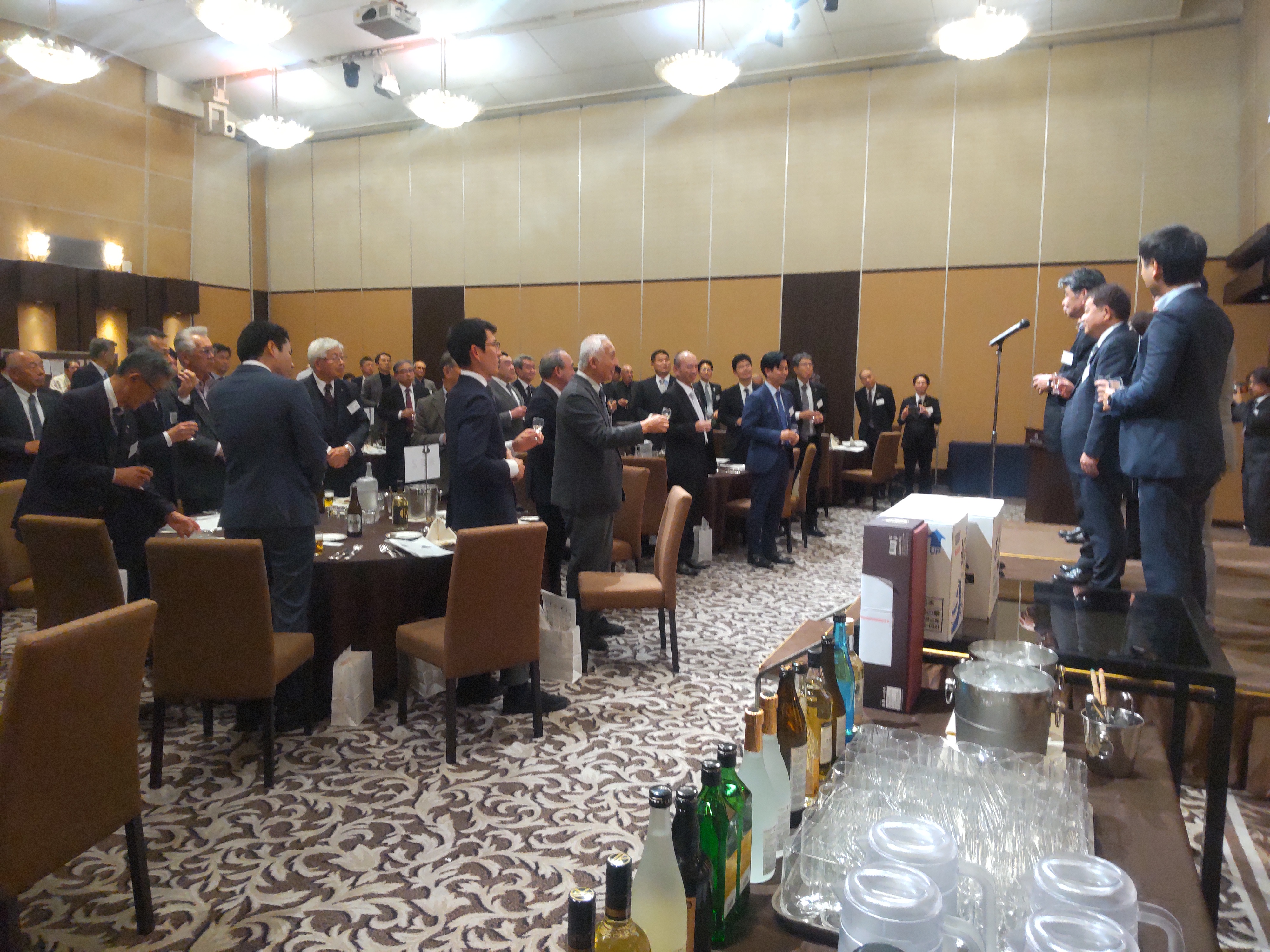 壱岐の華代表取締役・壱岐酒造協同組合代表理事　長田浩義様乾杯